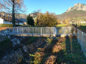 Geländer Brücke Nietenbach